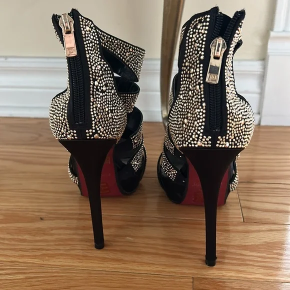 Red Bottom Heels - Picture 3 of 7